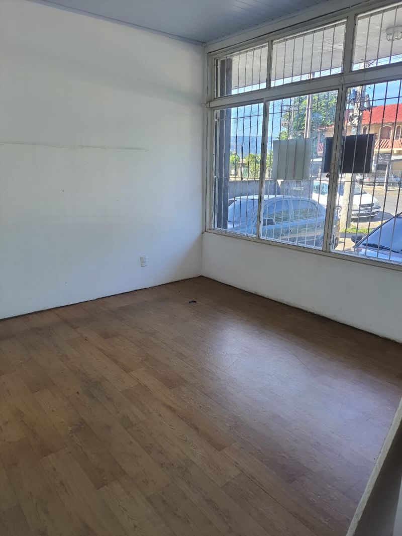 Prédio com 2 banheiros para alugar no bairro Figueira, Igrejinha
