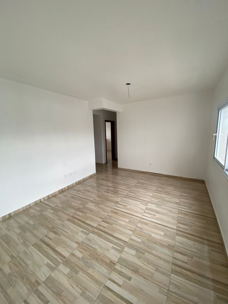 Apartamento com 2 quartos e 1 banheiro para alugar no bairro Centro, Taquara