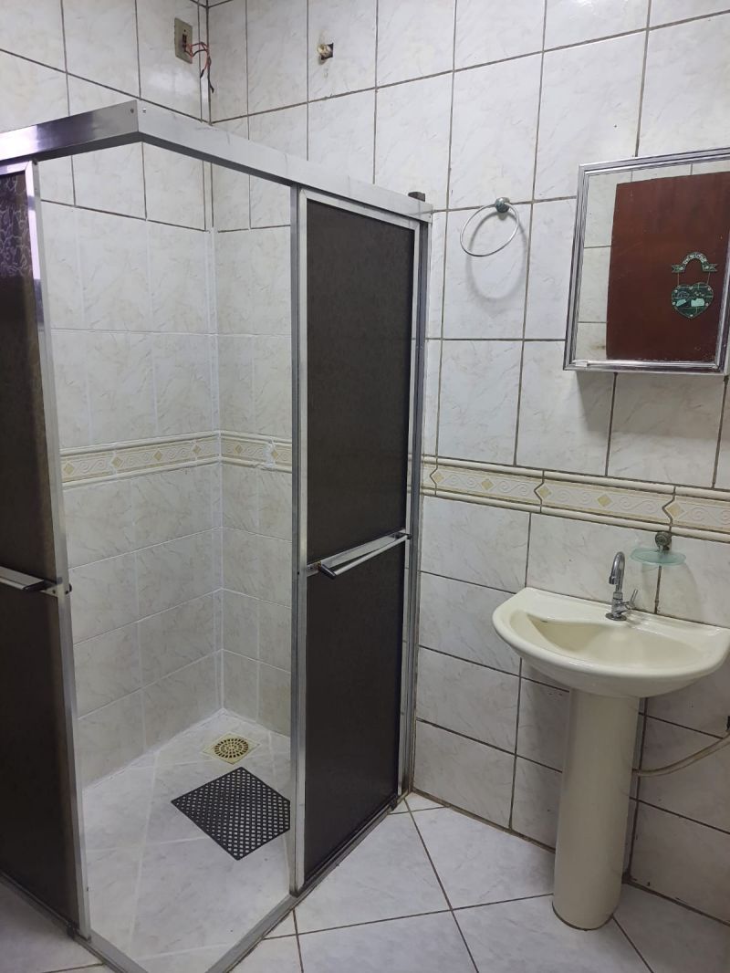 Casa com 3 quartos e 1 banheiro para alugar no bairro Vila Nova, Igrejinha