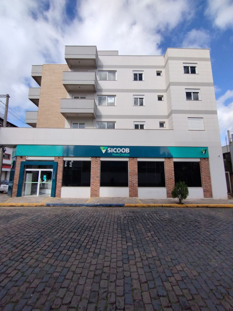 Apartamento com 2 quartos para alugar no bairro Centro, Taquara