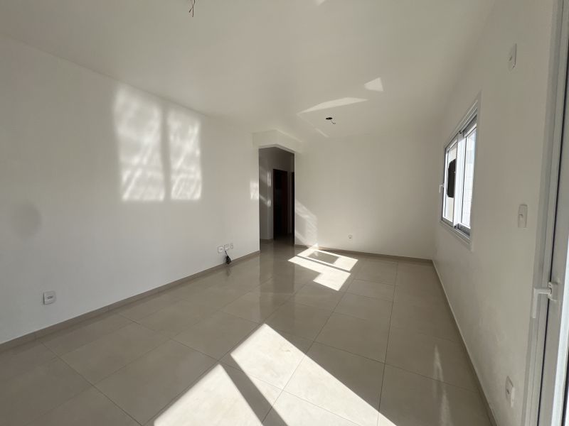 Apartamento com 2 quartos para alugar no bairro Centro, Taquara