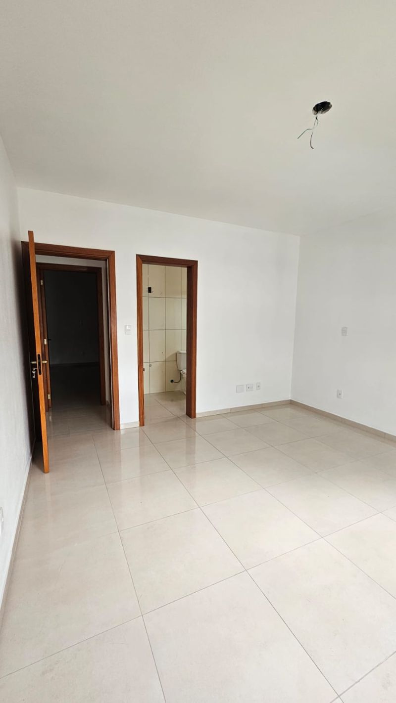 Apartamento com 2 quartos para alugar no bairro Centro, Taquara