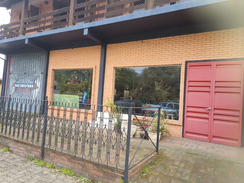 Prédio para alugar no bairro Centro, Tres Coroas