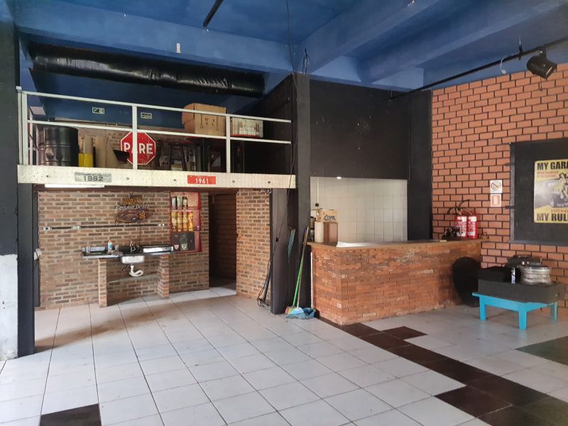 Prédio para alugar no bairro Centro, Tres Coroas