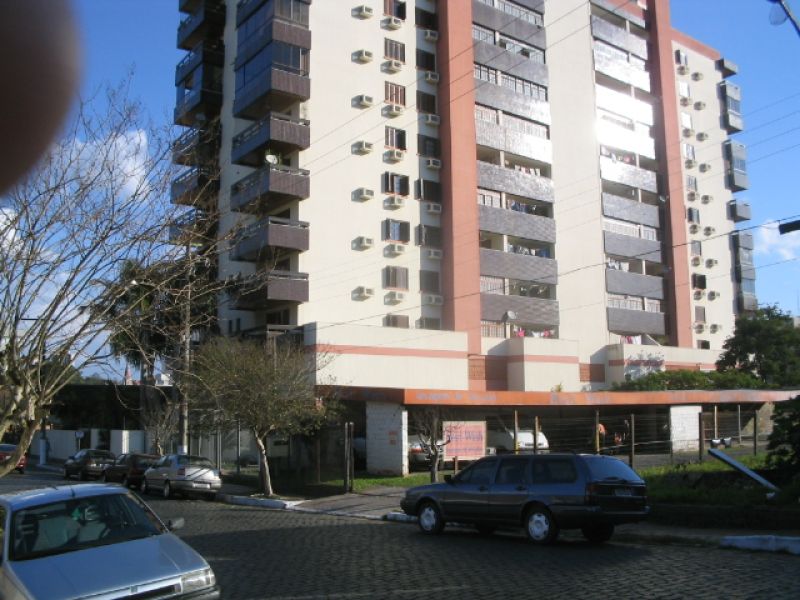 Apartamento com 3 quartos para alugar no bairro Centro, Taquara