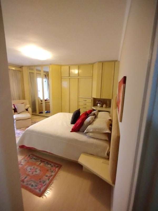 Apartamento com 3 quartos para alugar no bairro Centro, Taquara