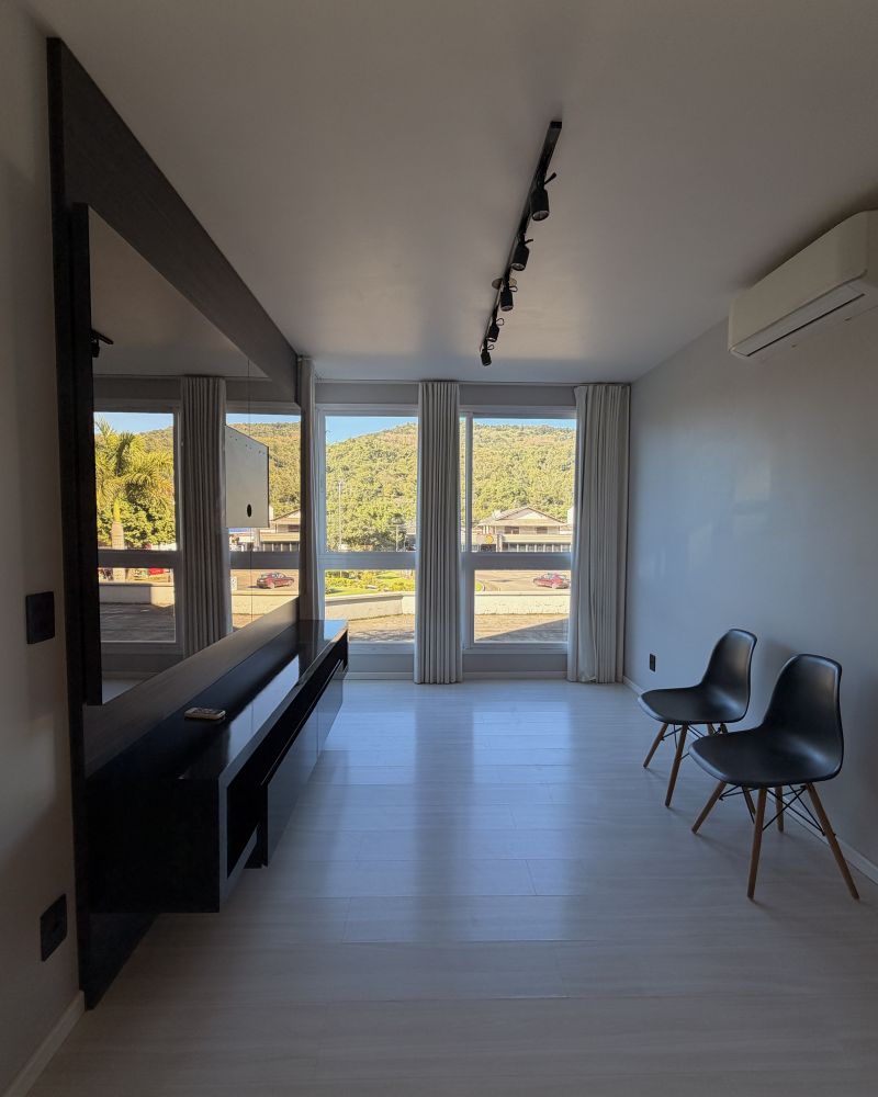 Apartamento com 2 quartos e 1 banheiro para alugar no bairro Xv de Novembro, Igrejinha