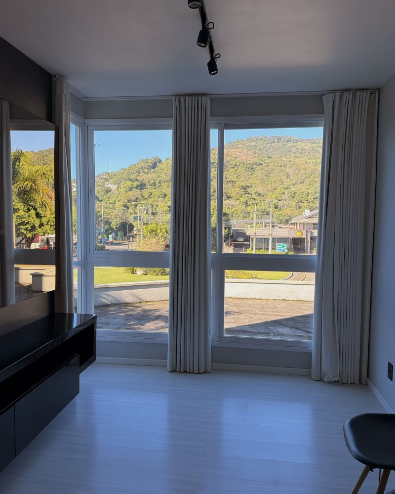 Apartamento com 2 quartos e 1 banheiro para alugar no bairro Xv de Novembro, Igrejinha