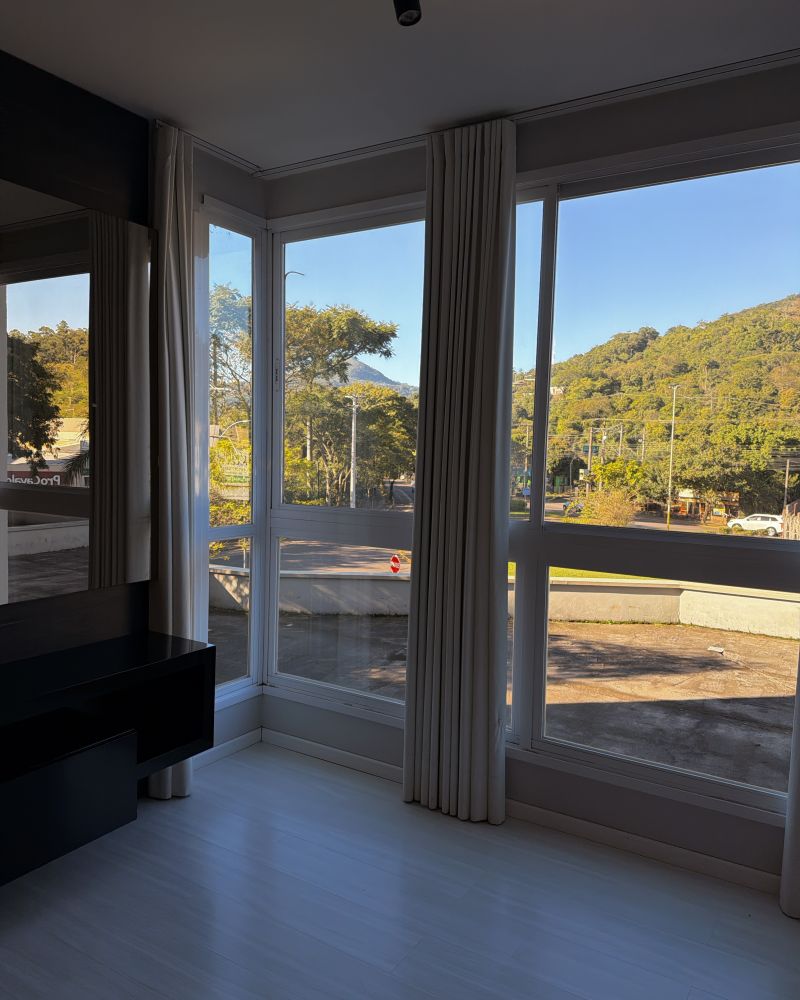 Apartamento com 2 quartos e 1 banheiro para alugar no bairro Xv de Novembro, Igrejinha