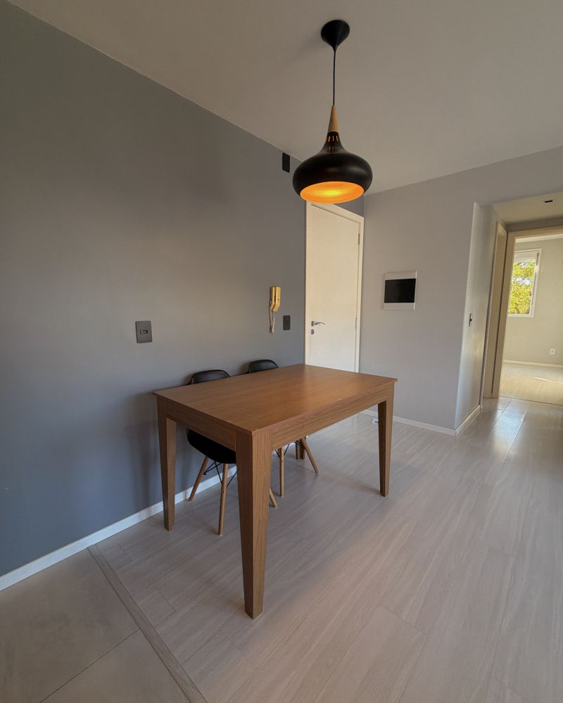 Apartamento com 2 quartos e 1 banheiro para alugar no bairro Xv de Novembro, Igrejinha