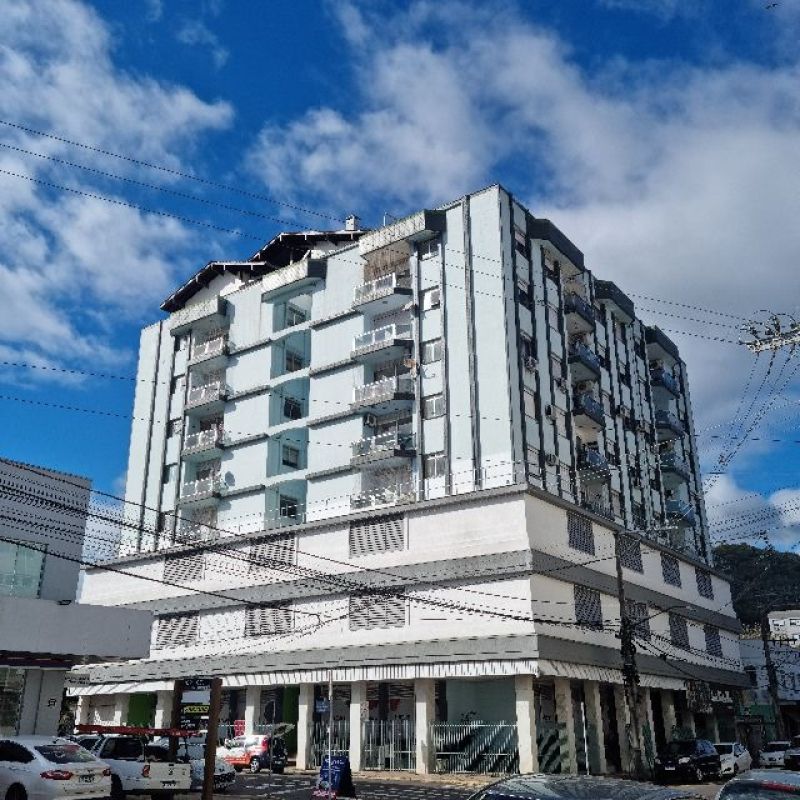 Apartamento com 3 quartos, 5 banheiros e 612m² para alugar no bairro Centro, Igrejinha