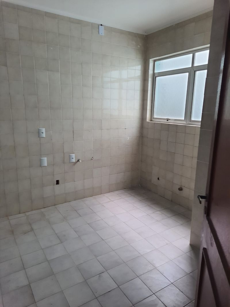 Apartamento com 3 quartos, 5 banheiros e 612m² para alugar no bairro Centro, Igrejinha
