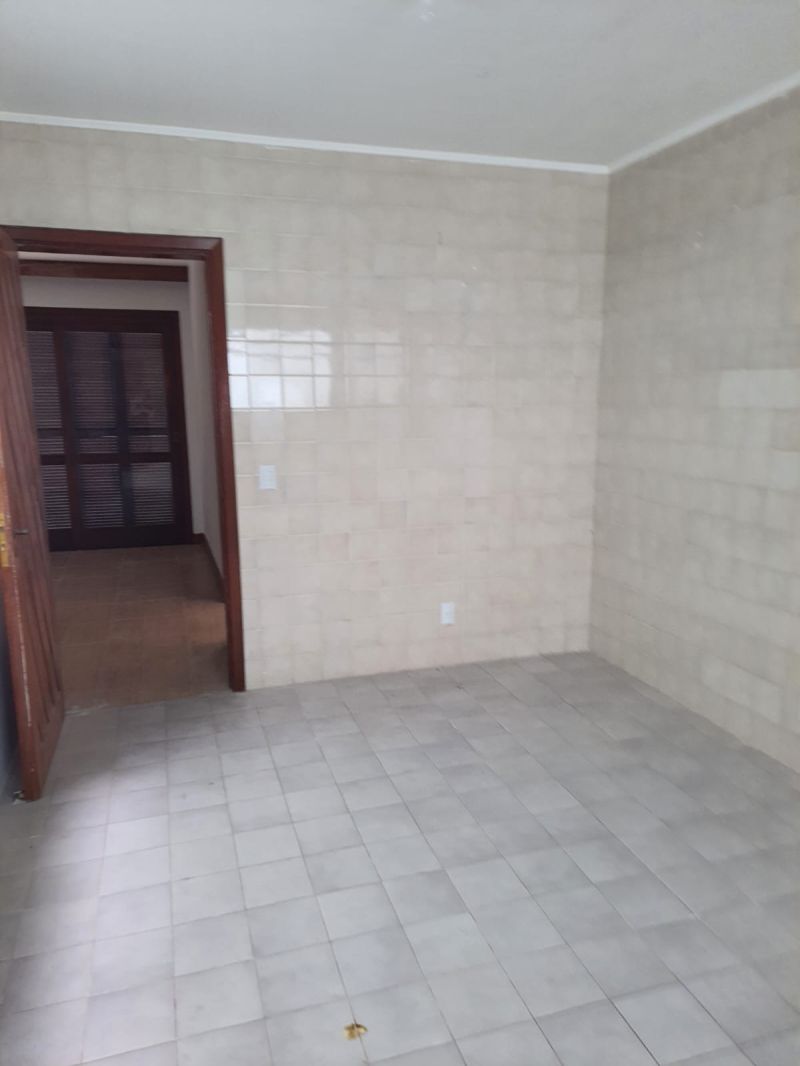 Apartamento com 3 quartos, 5 banheiros e 612m² para alugar no bairro Centro, Igrejinha