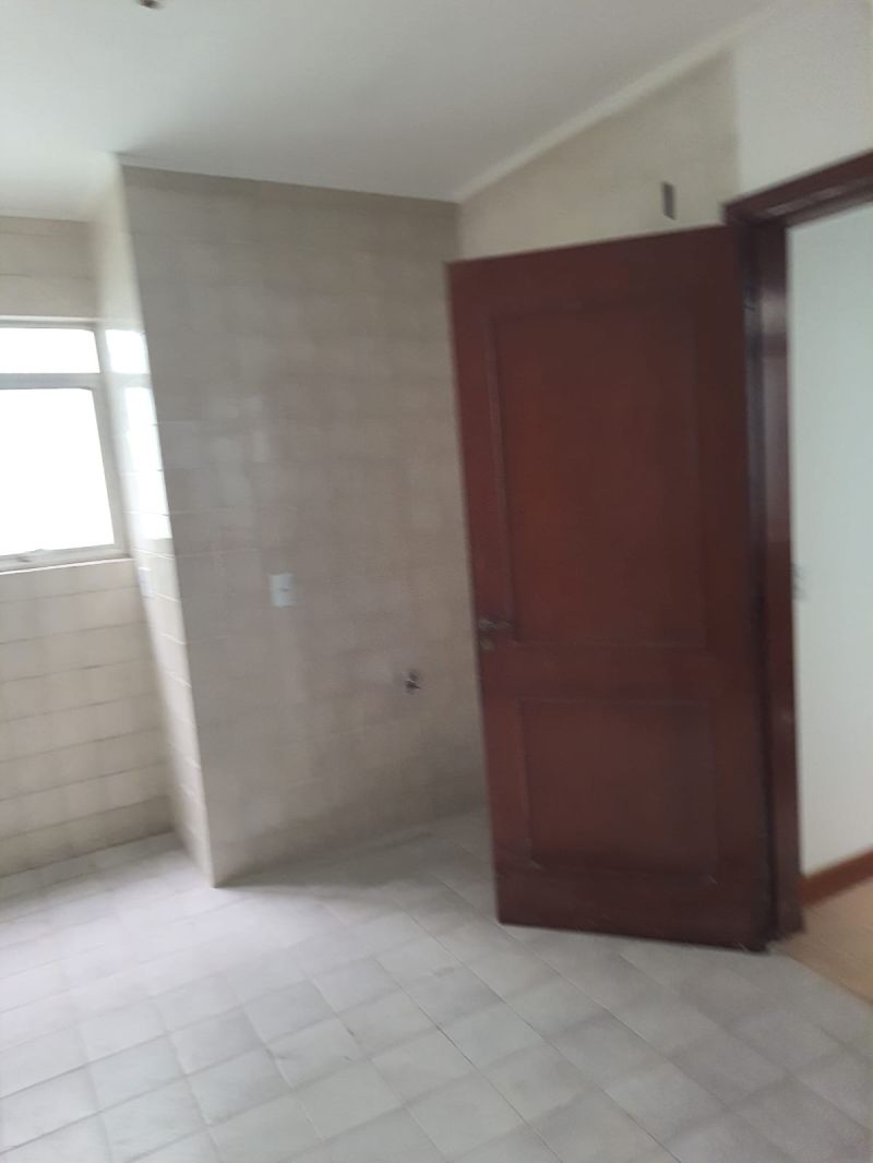 Apartamento com 3 quartos, 5 banheiros e 612m² para alugar no bairro Centro, Igrejinha