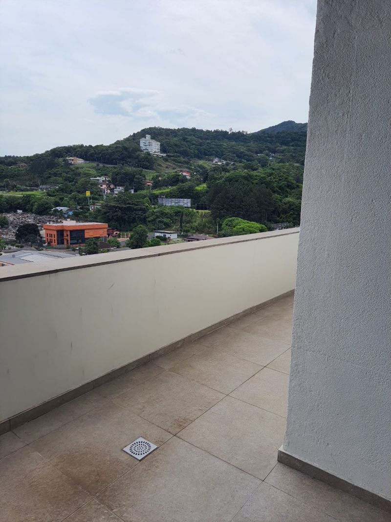 Apartamento com 3 quartos, 5 banheiros e 612m² para alugar no bairro Centro, Igrejinha