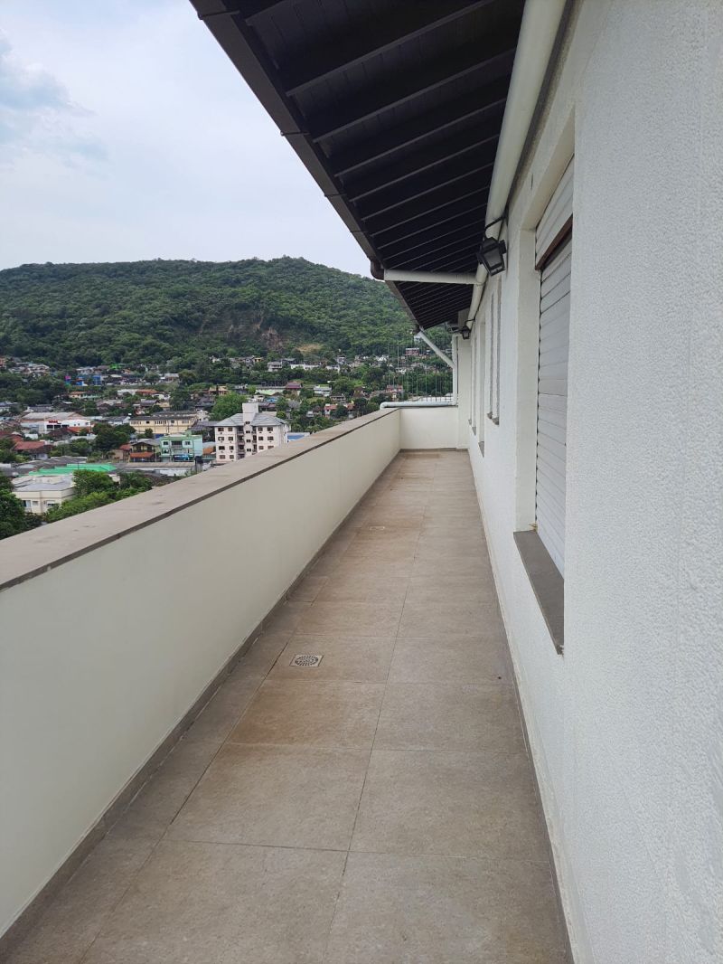Apartamento com 3 quartos, 5 banheiros e 612m² para alugar no bairro Centro, Igrejinha