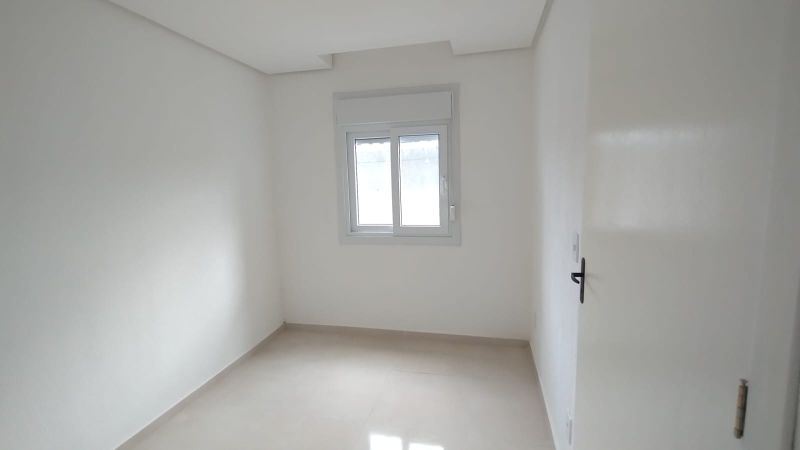 Apartamento para alugar no bairro Guaruja, Parobe