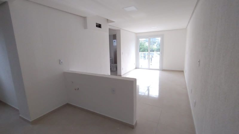 Apartamento para alugar no bairro Guaruja, Parobe