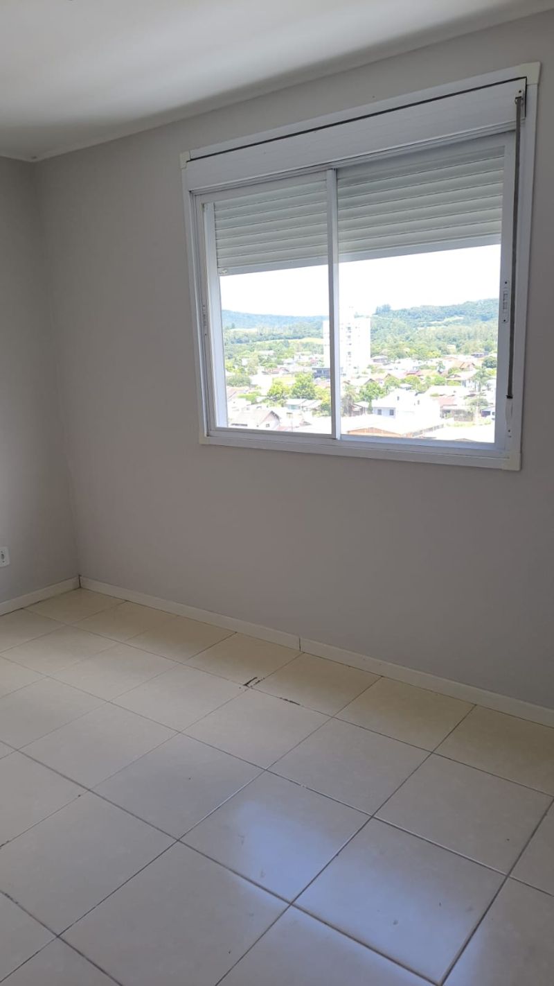 Apartamento com 1 quarto e 2 banheiros para alugar no bairro Xv de Novembro, Igrejinha