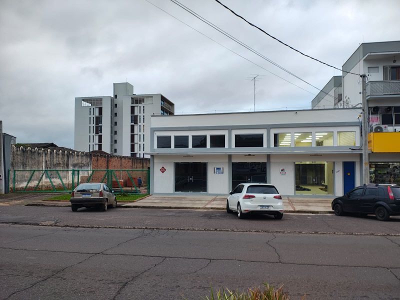 Sala com 250m² para alugar no bairro Centro, Taquara