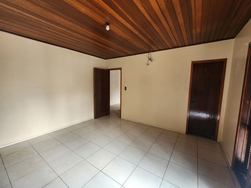 Apartamento com 2 quartos e 1 banheiro para alugar no bairro Centro, Parobe
