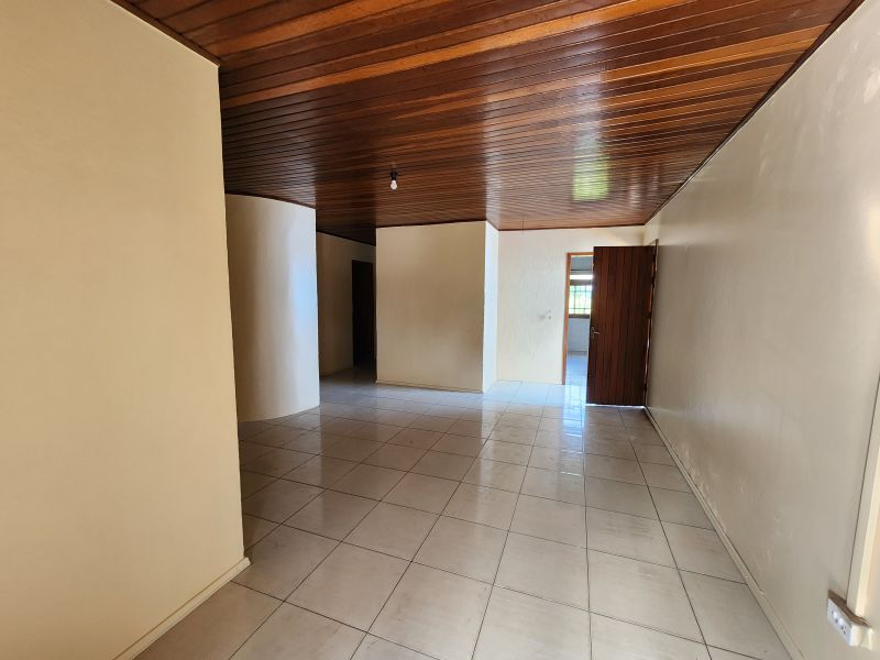 Apartamento com 2 quartos e 1 banheiro para alugar no bairro Centro, Parobe