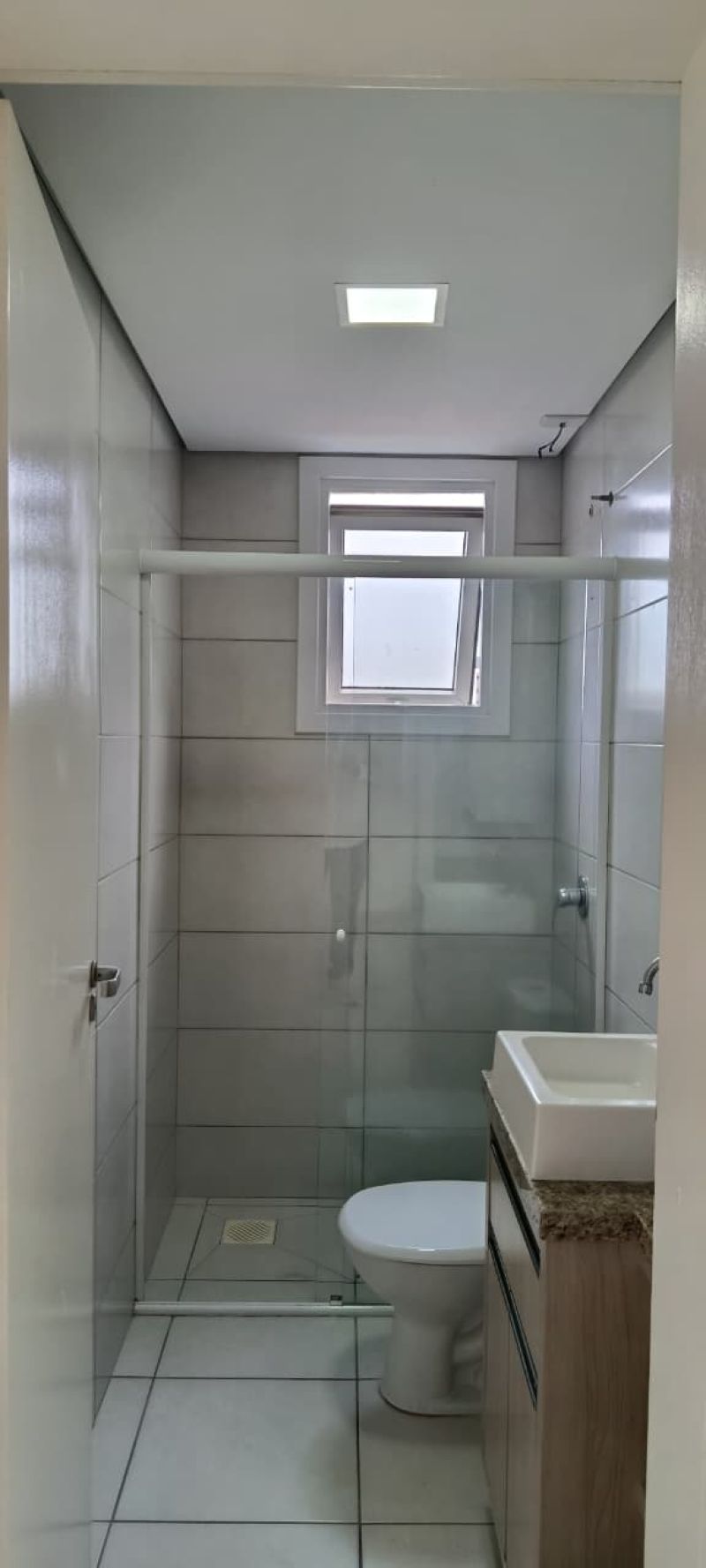 Apartamento com 2 quartos e 1 banheiro para alugar no bairro Centro, Parobe