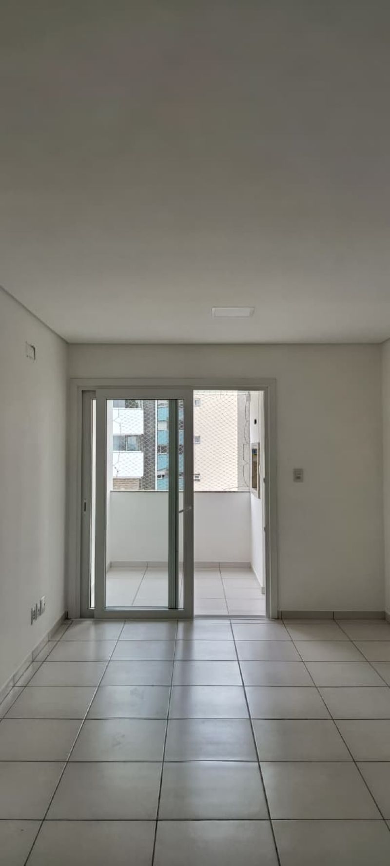 Apartamento com 2 quartos e 1 banheiro para alugar no bairro Centro, Parobe