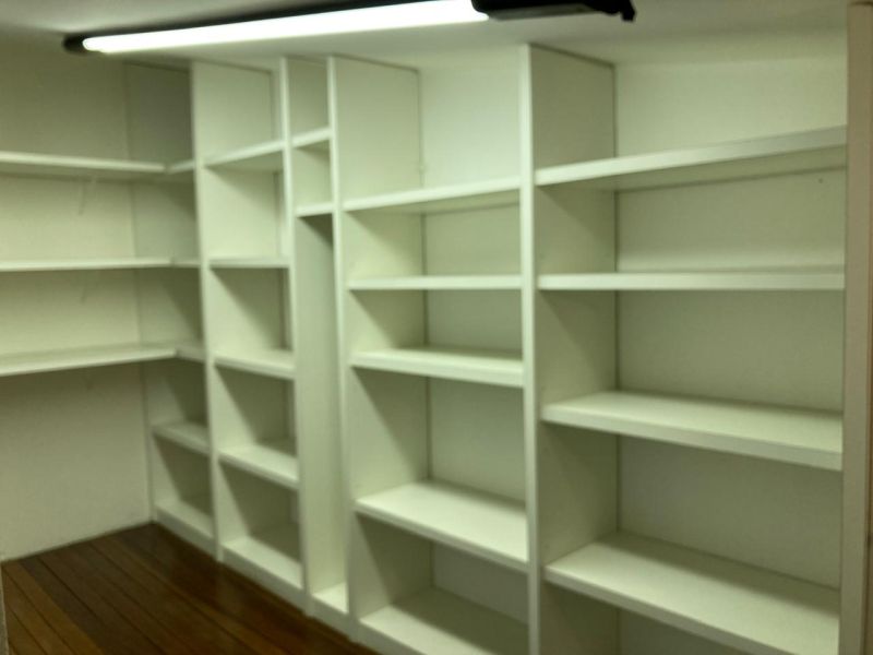 Sala com 1 banheiro para alugar no bairro Centro, Taquara