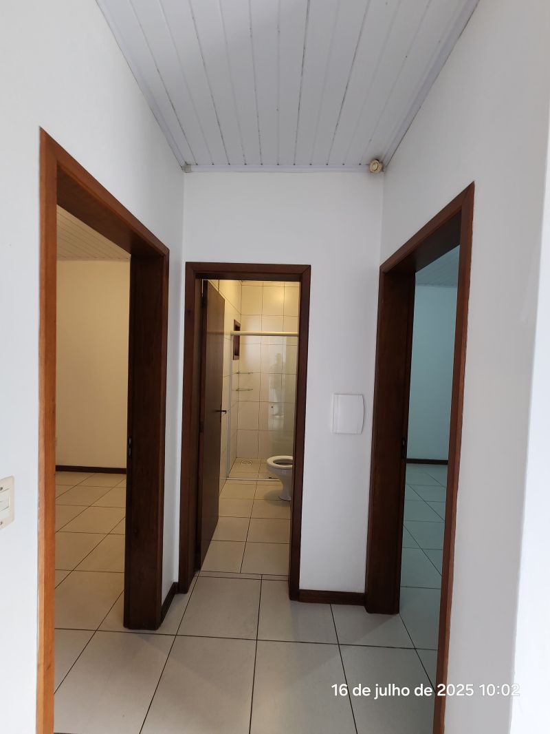 Casa com 2 quartos e 1 banheiro para alugar no bairro Jardim do Prado, Taquara