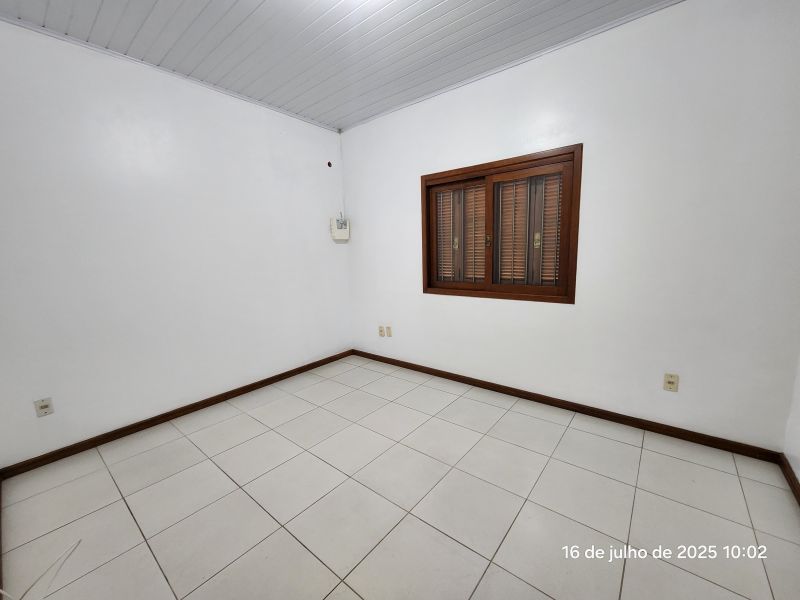 Casa com 2 quartos e 1 banheiro para alugar no bairro Jardim do Prado, Taquara