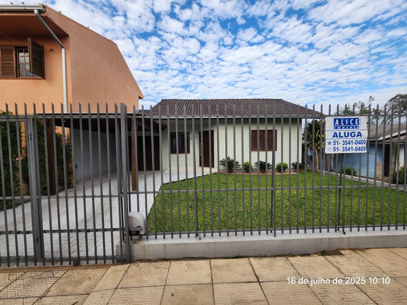 Casa com 2 quartos e 1 banheiro para alugar no bairro Jardim do Prado, Taquara