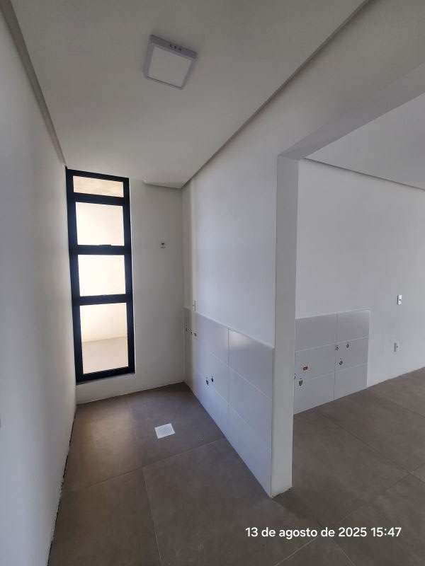 Apartamento com 2 quartos e 1 banheiro para alugar no bairro Centro, Taquara