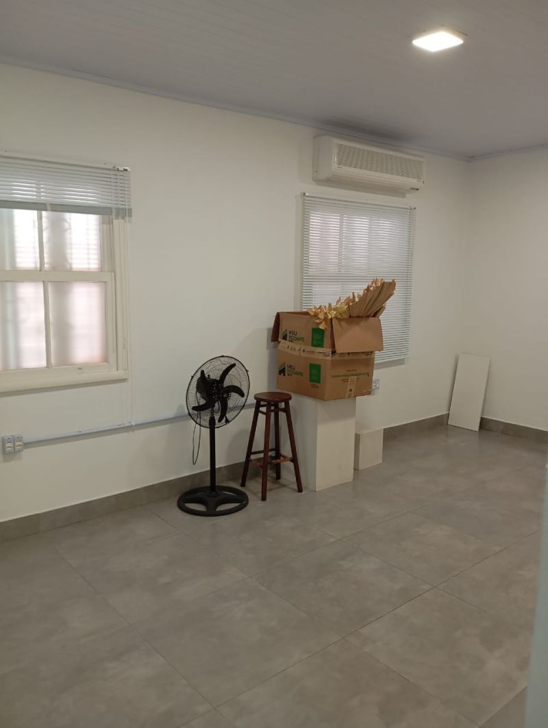 Sala para alugar no bairro Centro, Taquara