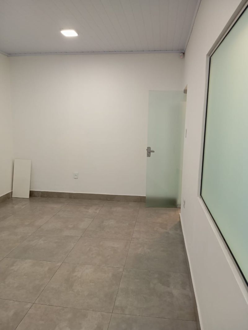 Sala para alugar no bairro Centro, Taquara