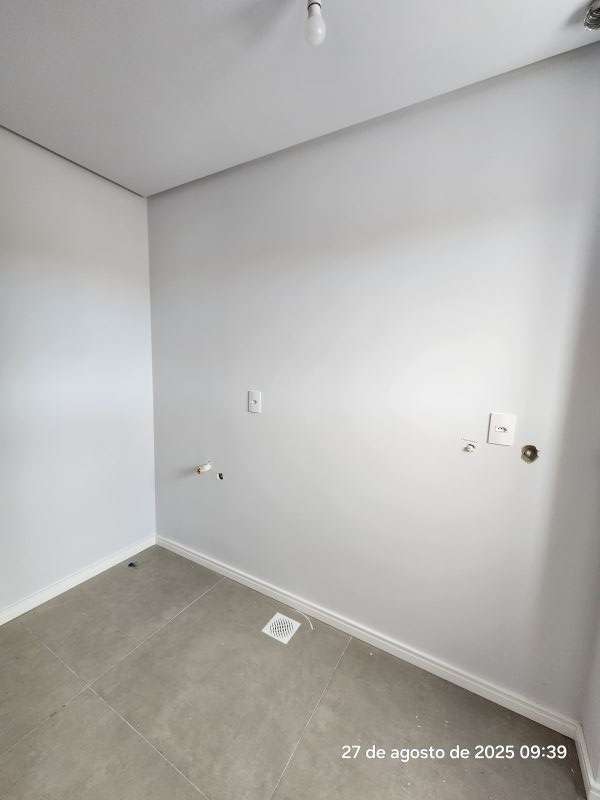 Apartamento com 2 quartos e 1 banheiro para alugar no bairro Centro, Taquara