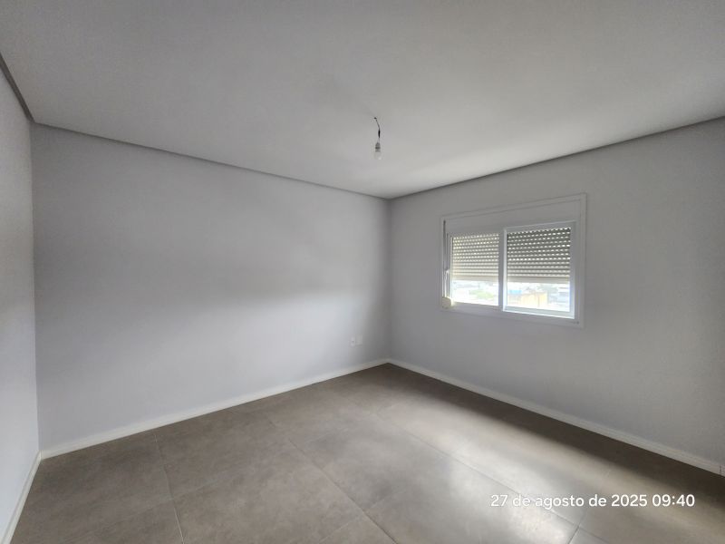 Apartamento com 2 quartos e 1 banheiro para alugar no bairro Centro, Taquara