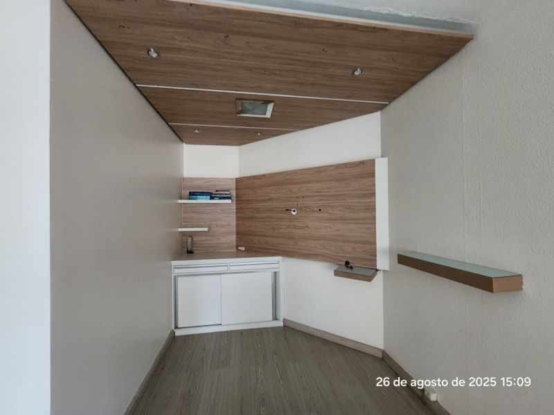 Sala com 1 banheiro para alugar no bairro Centro, Taquara