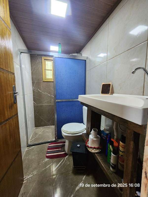 Casa com 2 quartos e 1 banheiro para alugar no bairro Pega Fogo Alto, Taquara