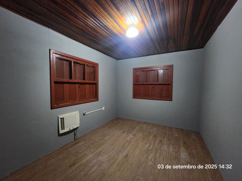 Casa com 2 quartos e 1 banheiro para alugar no bairro Fazenda Fialho, Taquara