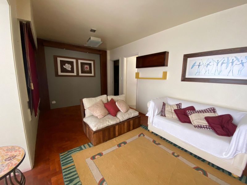 Apartamento com 3 quartos e 2 banheiros para alugar no bairro Centro, Igrejinha