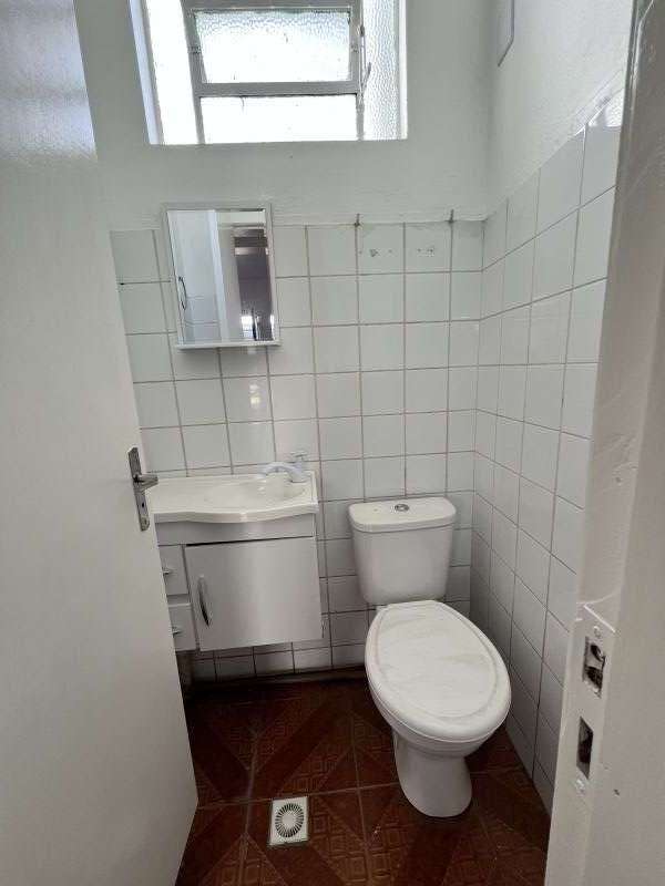 Sala com 1 banheiro para alugar no bairro Centro, Taquara