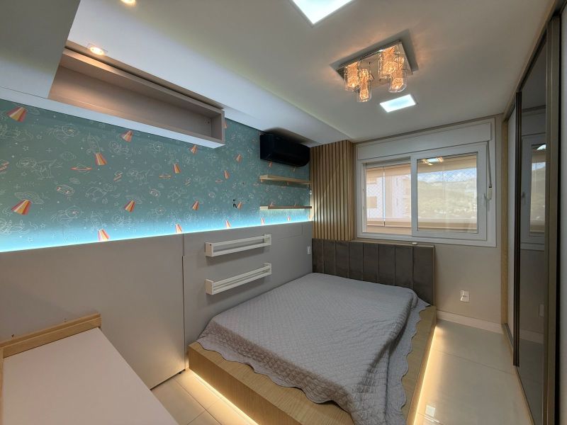 Apartamento com 3 quartos e 2 banheiros para alugar no bairro Centro, Igrejinha