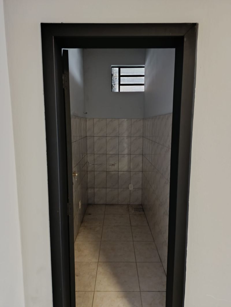 Apartamento com 1 quarto e 1 banheiro para alugar no bairro Centro, Parobe