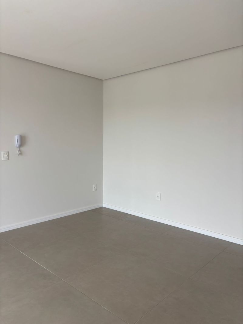 Apartamento com 1 quarto e 1 banheiro para alugar no bairro Recreio, Taquara