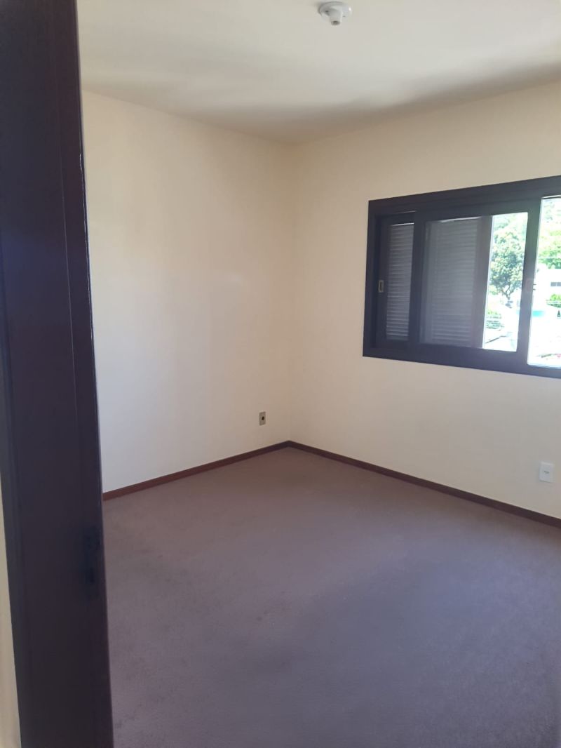 Apartamento com 2 quartos e 1 banheiro para alugar no bairro Centro, Igrejinha