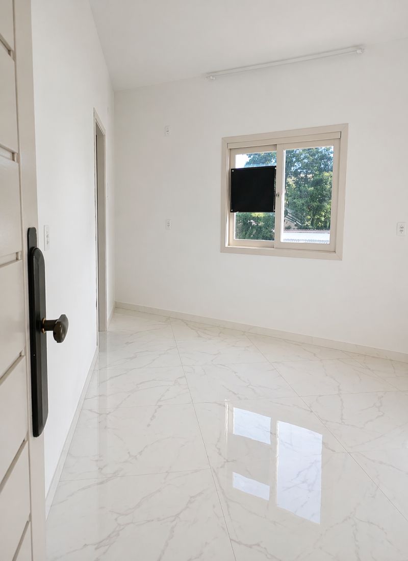 Apartamento com 1 quarto e 1 banheiro para alugar no bairro Planalto, Parobe