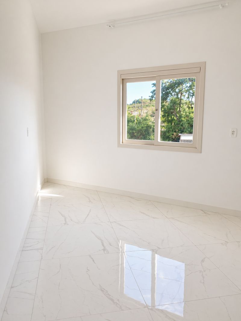 Apartamento com 1 quarto e 1 banheiro para alugar no bairro Planalto, Parobe