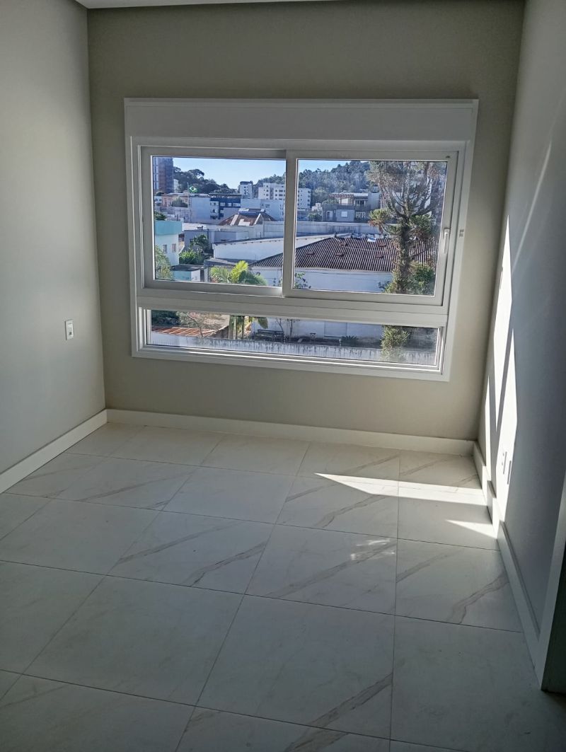 Apartamento para alugar no bairro Centro, Taquara