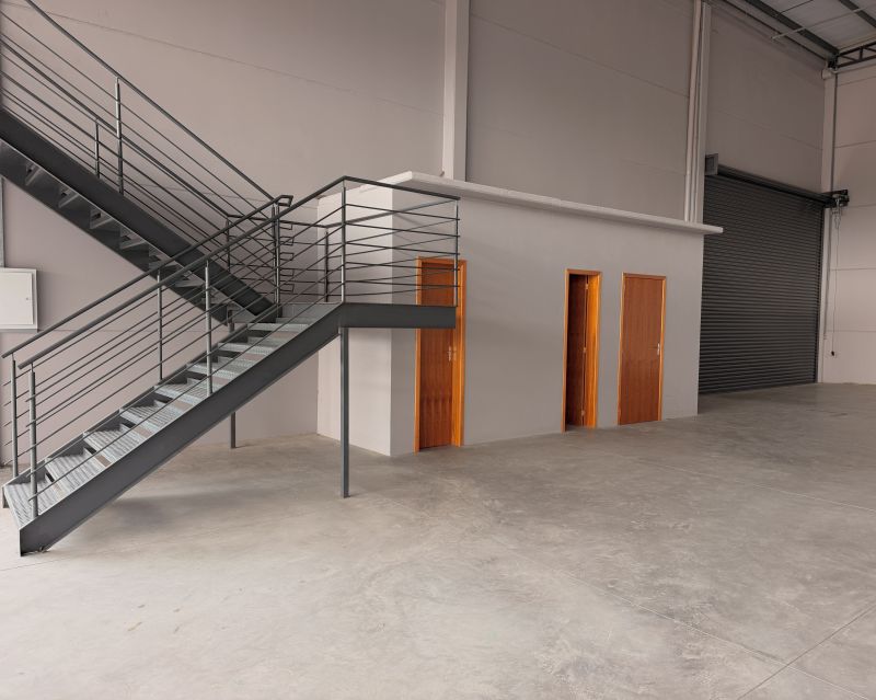 Prédio com 568m² para alugar no bairro Industrial, Igrejinha